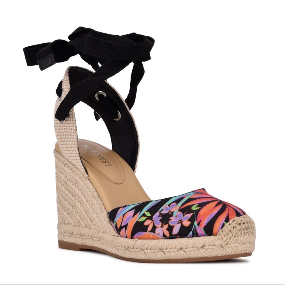 Nine West Friend Ankle Wrap Espadrille Wedge Sandals size 8.5 Black Tropical